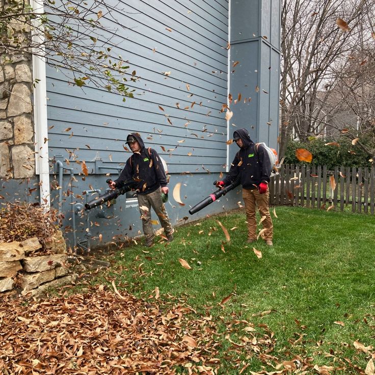 leaf cleanup services